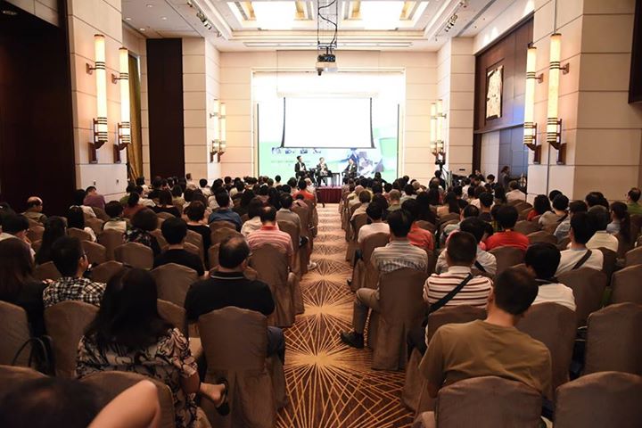 2015 BCT Investment Seminar "Open Up Fresh Investment Horizon in 75 Minutes" was held on 9th May 2015 at Langham Place Hotel